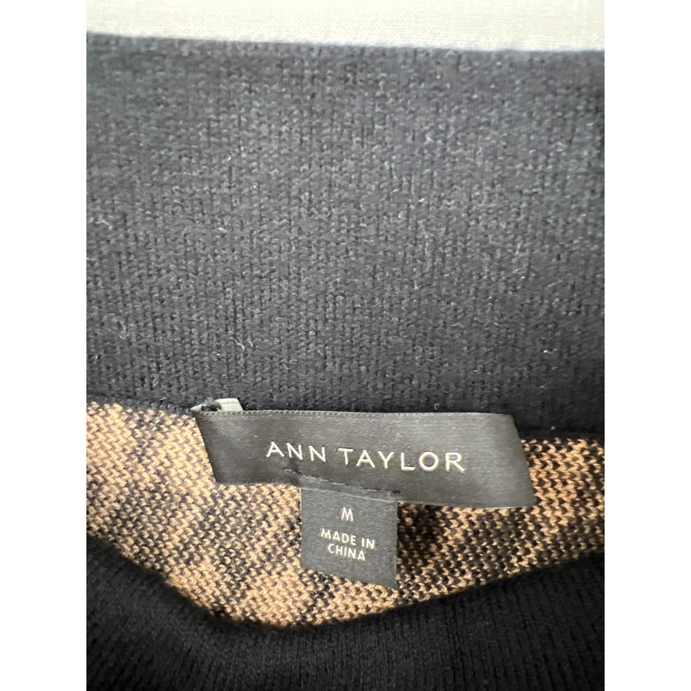 Ann Taylor Sweater Skirt Womens Medium Tan Black Houndstooth Flared Midi - Picture 2 of 7